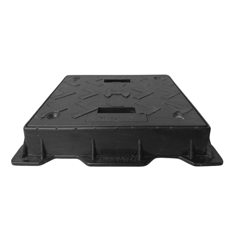 Capacul cu ramă din polipropilenă, dimensiuni de 200x200 mm, este soluția ideală pentru protecția căminelor și acces facil în diverse aplicații. Trafic pietonal, 1.5 tone.