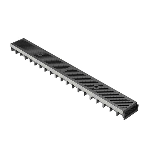 Rigola drenaj GM RainPro H30 cu gratar din PA, destinata utilizarii in exterior. Dimensiuni: 1000 mm lungime, 120 mm latime, 56 mm inaltime. Clasa de incarcare C250 potrivita pentru zone cu trafic intens, precum parcari si drumuri.
